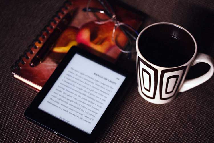 BLOGPOST_ReconsiderHowWeRead11152018.jpg